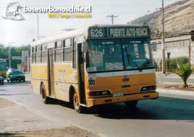 626 | BUS Tango 04 - M. Benz OHL-1320