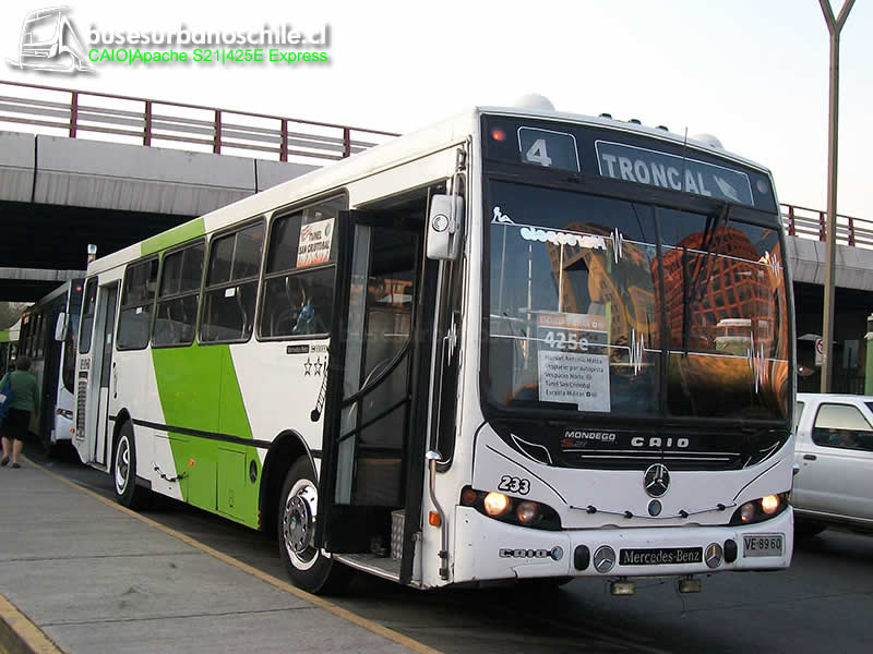 425E Express de Santiago | CAIO Apache S21 - M. Benz OH-1420